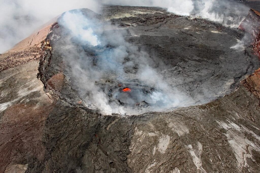 Der Kīlauea auf Hawaii ist einer der aktivsten Vulkane der Welt.