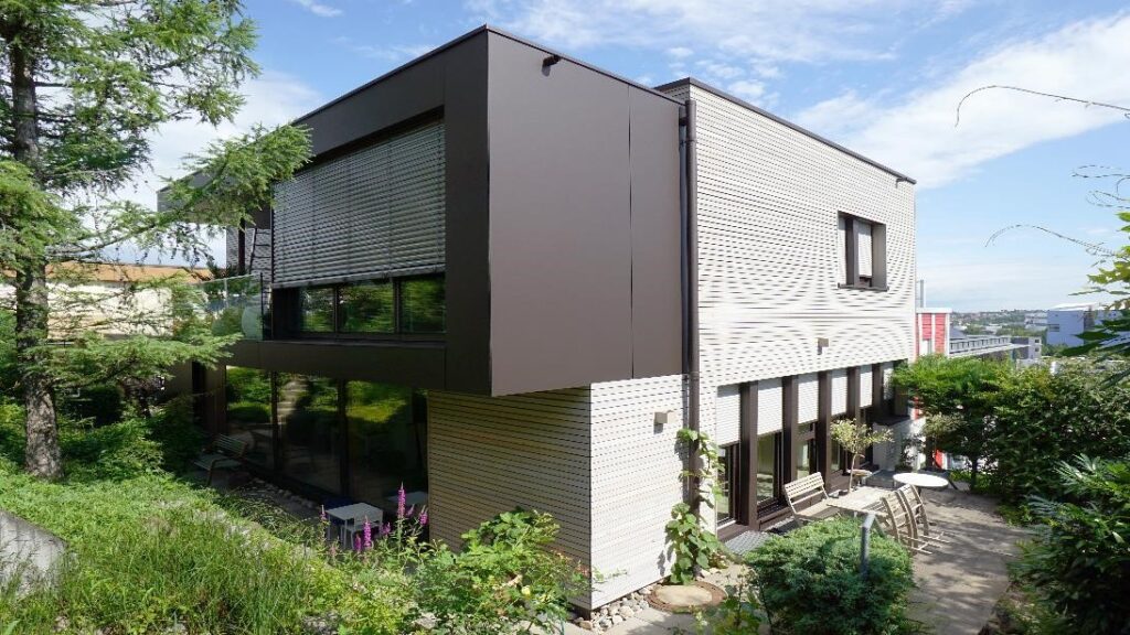 Wohnhaus in Stuttgart I Sanierung I Dämmung I Mineralwolle I Der Dämmstoff I Foto schott architekten