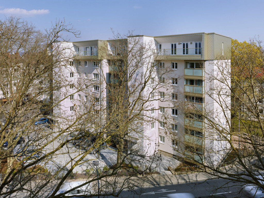 Wohnzeile der GWW in Wiesbaden | Dachgeschoss | Aufstockung | Der Dämmstoff | Foto von Jean-Luc Valentin