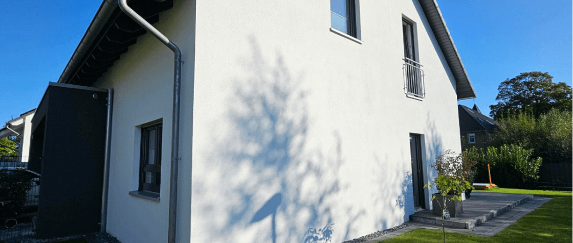 2025-07-23 08_11_04-Maler Hiddenhausen – Ihr Malerbetrieb für den Innen- und Außenbereich und 7 weit